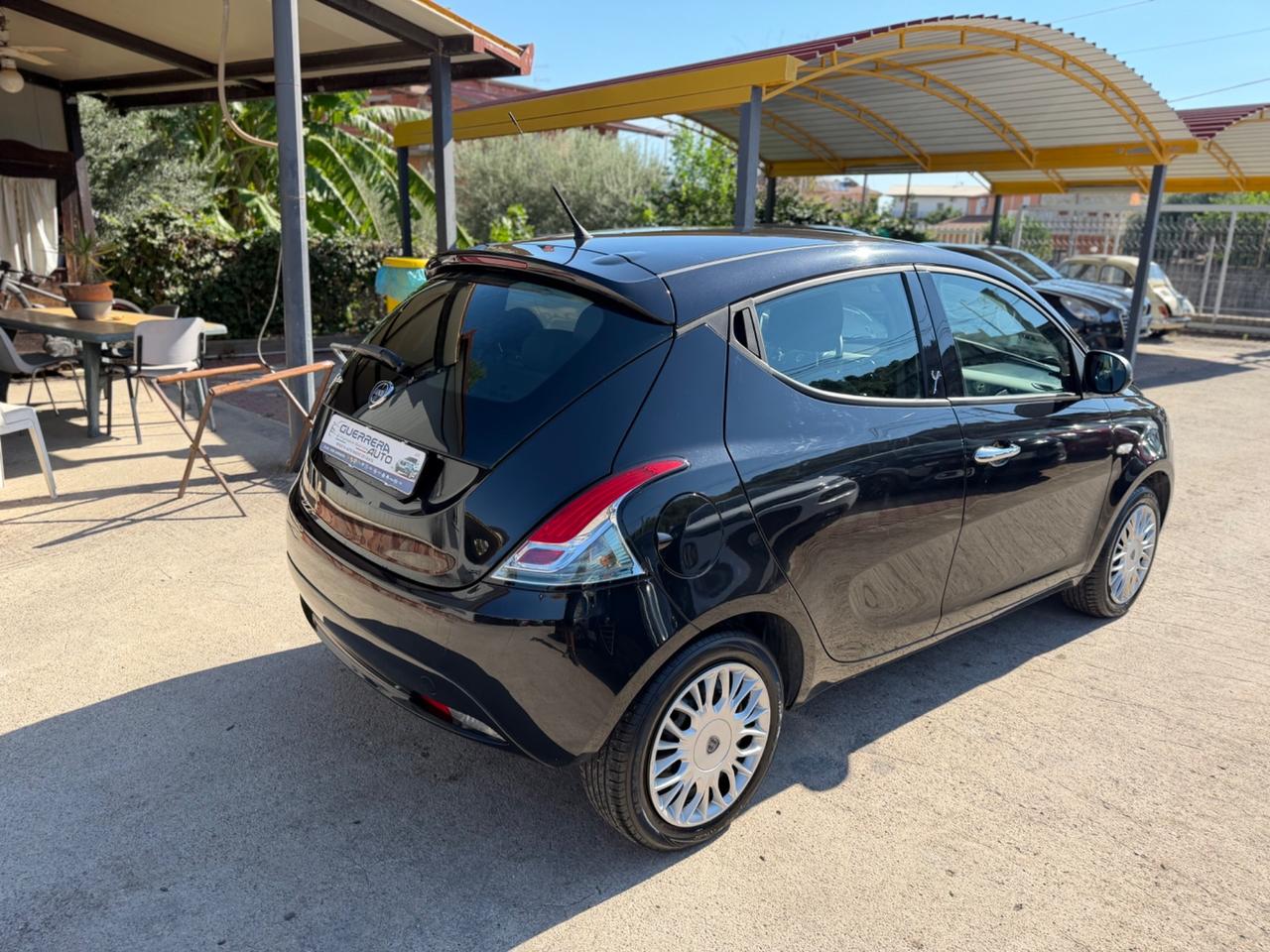 Lancia Ypsilon 1.2 69 CV 5 porte GPL Km Certificati