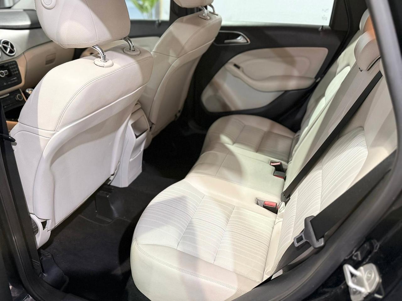 Mercedes-benz B 200 180 CDI Premium