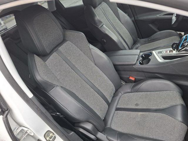 PEUGEOT 3008 PureTech Turbo 130 S&S EAT8 Allure