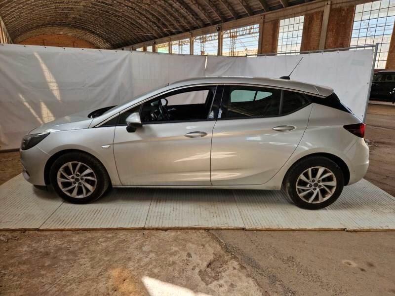 Opel Astra 1.5 CDTI 105 CV - motore da sostituire
