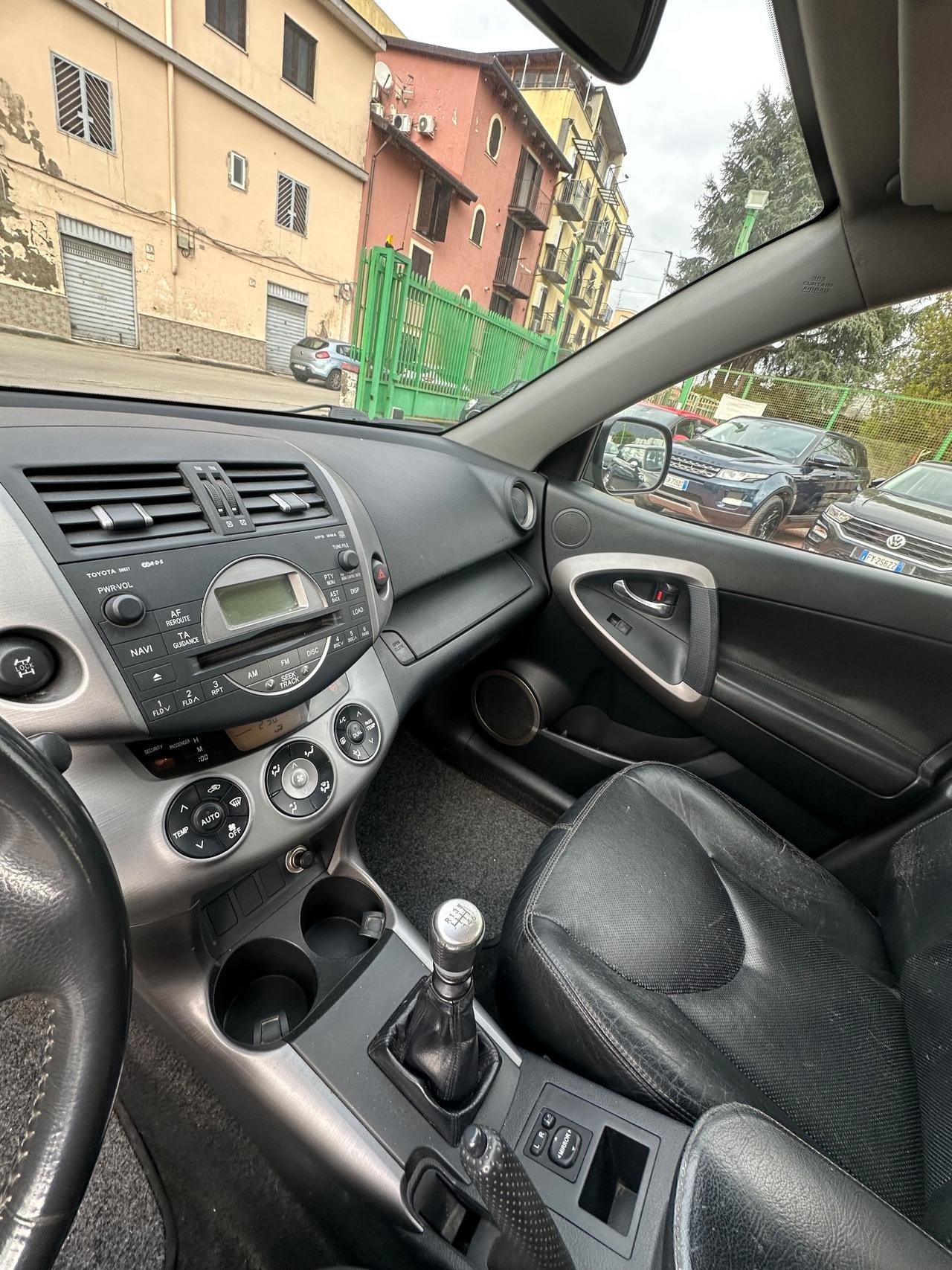 Toyota RAV 4 RAV4 2.2 D-4D 136 CV Luxury