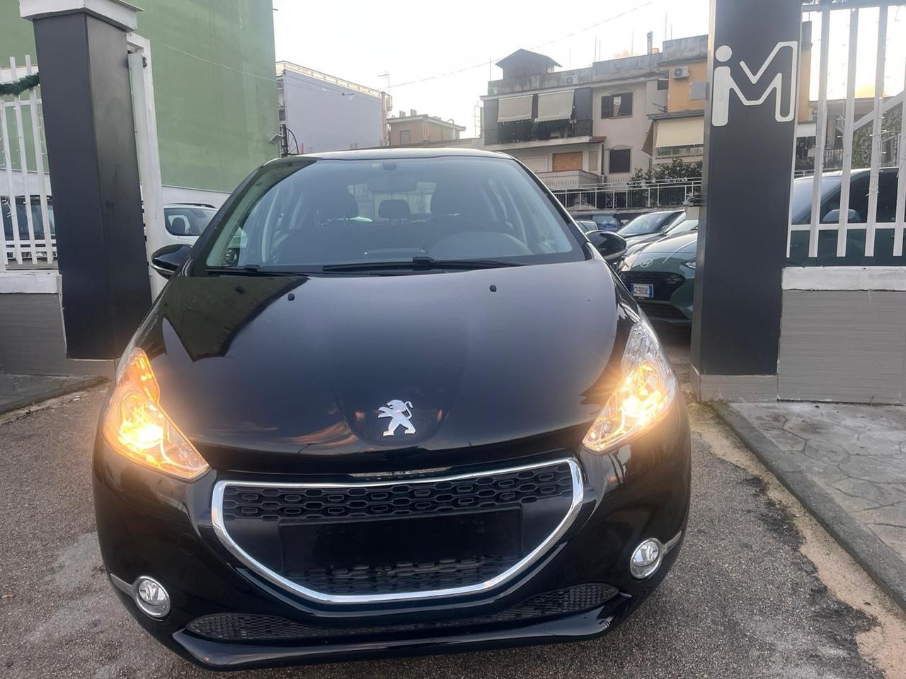 Peugeot 208 1.4 HDi 68 CV 5 porte Business