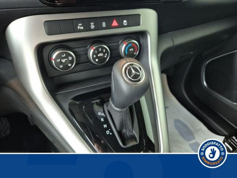 Mercedes-Benz Classe T 180 d AT