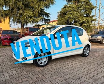 Toyota Aygo 1.0 12V VVT-i 5 porte AUTOMATICA