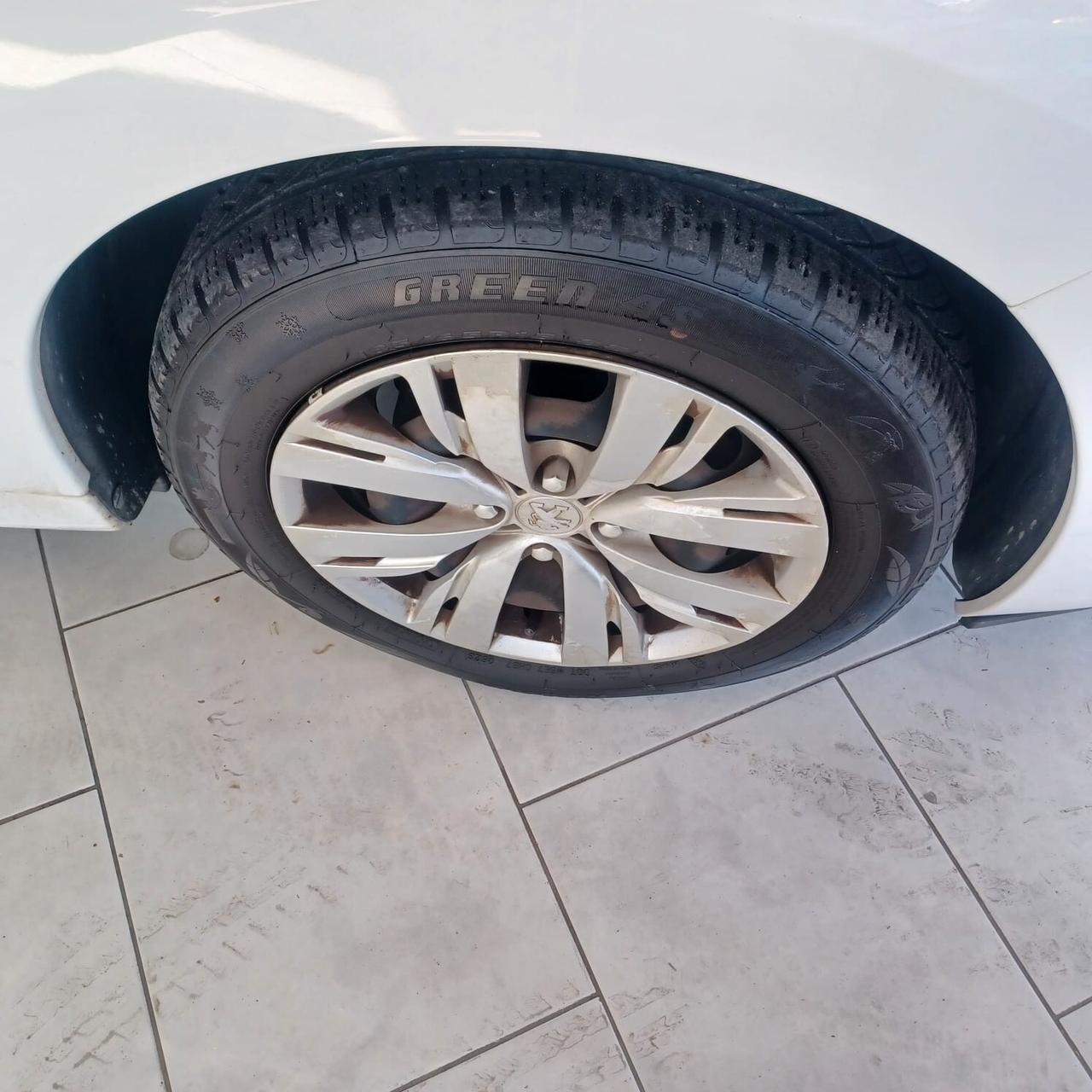170188KM PEUGEOT 207 1.4 HDI NEOPATENTATI PERFETTA