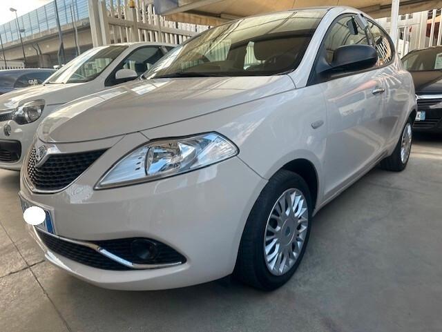 LANCIA YPSILON 2018 GPL CASA MADRE!