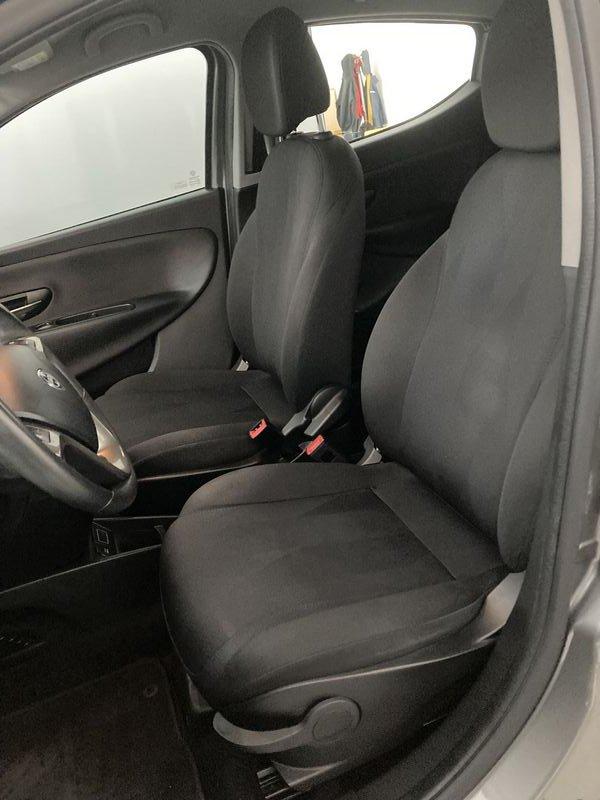 Lancia Ypsilon Ypsilon 1.2 69 CV 5 porte Platinum