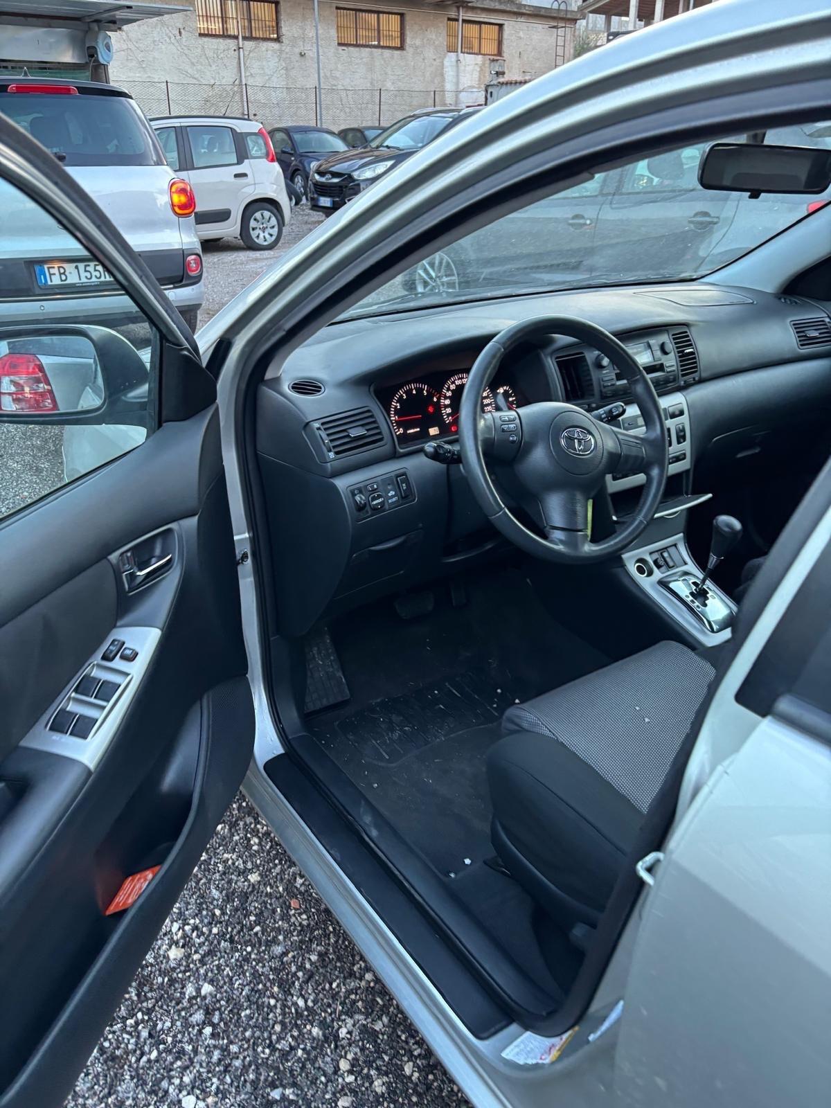 Toyota Corolla 1.4 D-4D M-MT 5 porte ESP