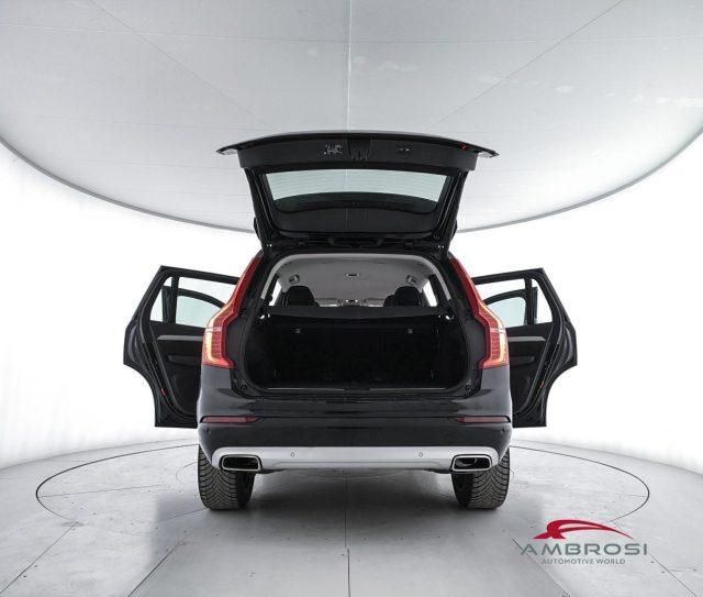 VOLVO XC90 B5 (d) AWD Geartronic Momentum Pro