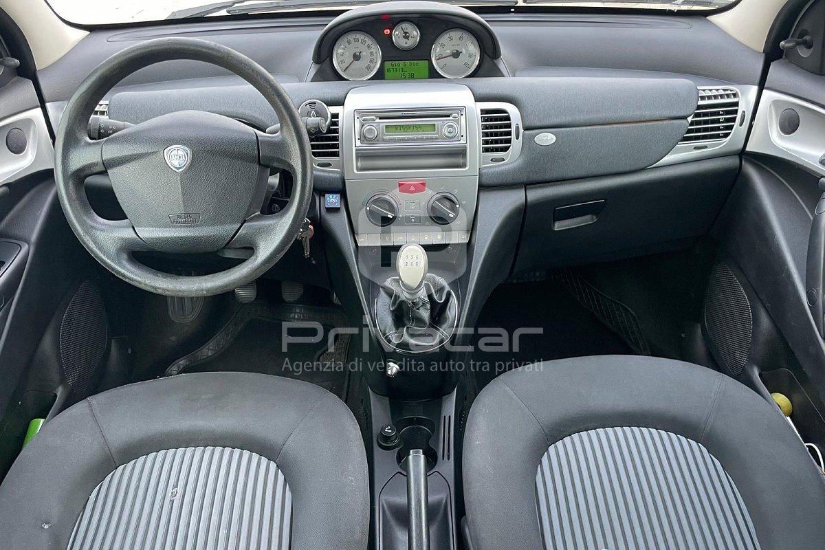 LANCIA Ypsilon 1.2 Argento