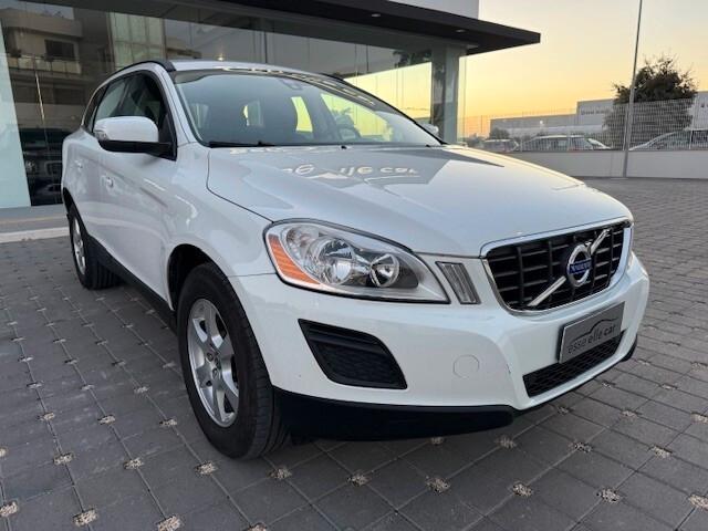 Volvo XC60 DRIVe Summum 2011