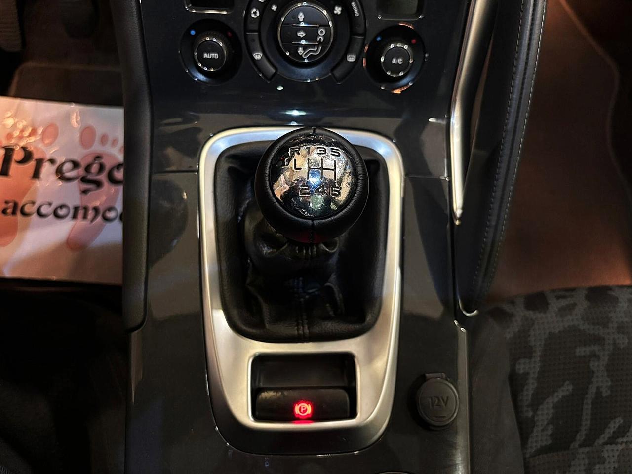 Peugeot 3008 1.6 DIESEL **TETTO**COME NUOVA