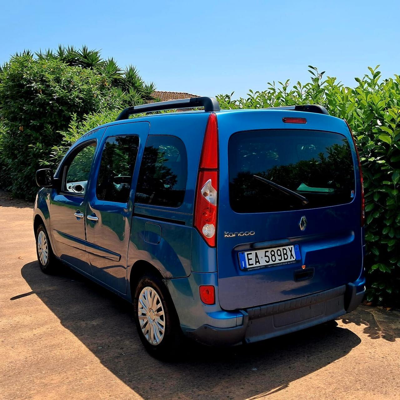 Renault Kangoo TRASPORTO DISABILI 1.5 dCi 110CV UNIPRO'