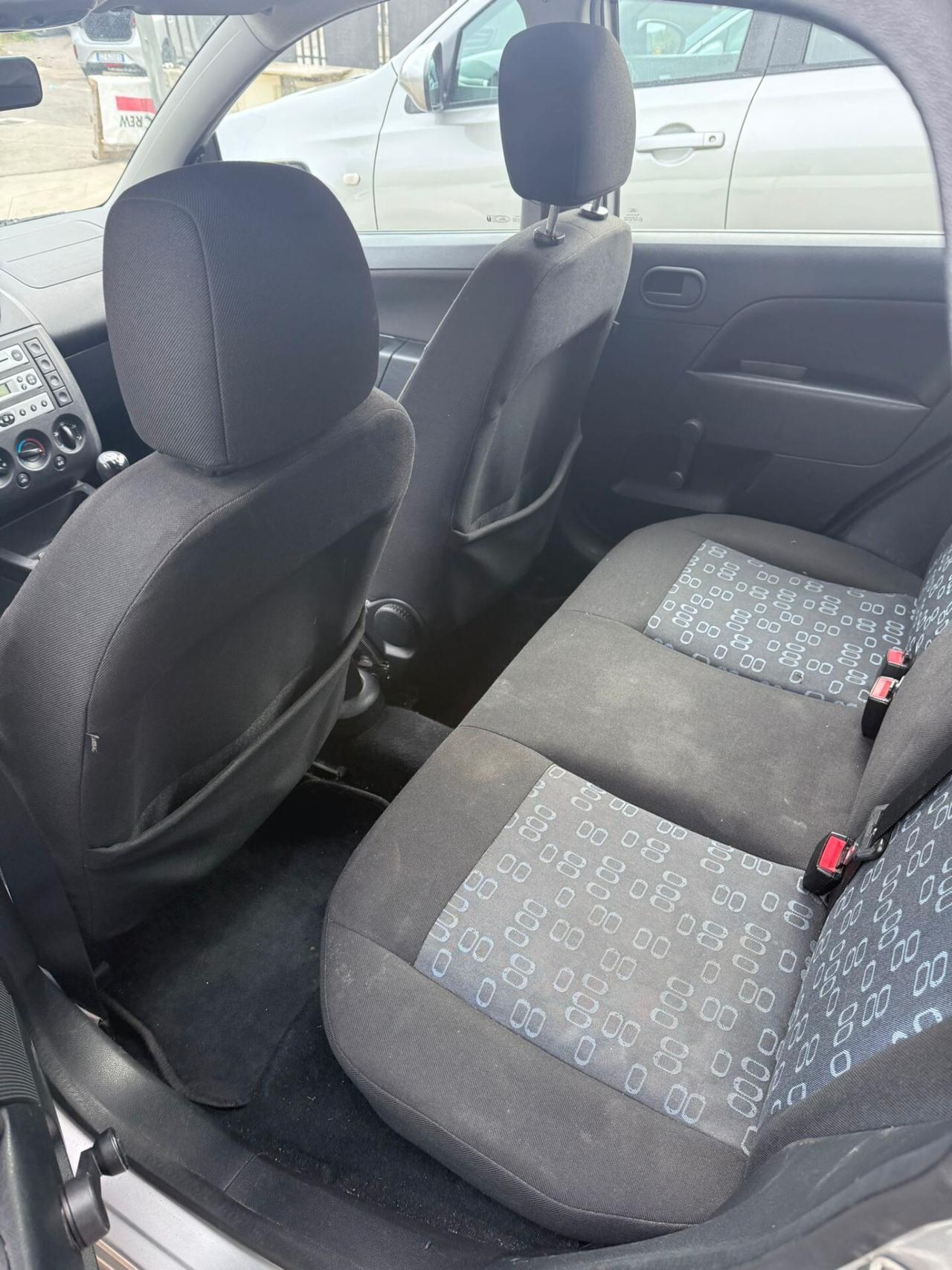 Ford Fiesta 1.2 16V 5p. Zetec