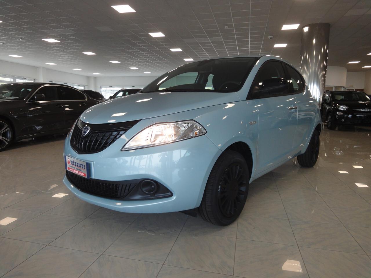 LANCIA YPSILON 1.0 FIREFLY 70cv/51kw HYBRID Eleganza Italiana