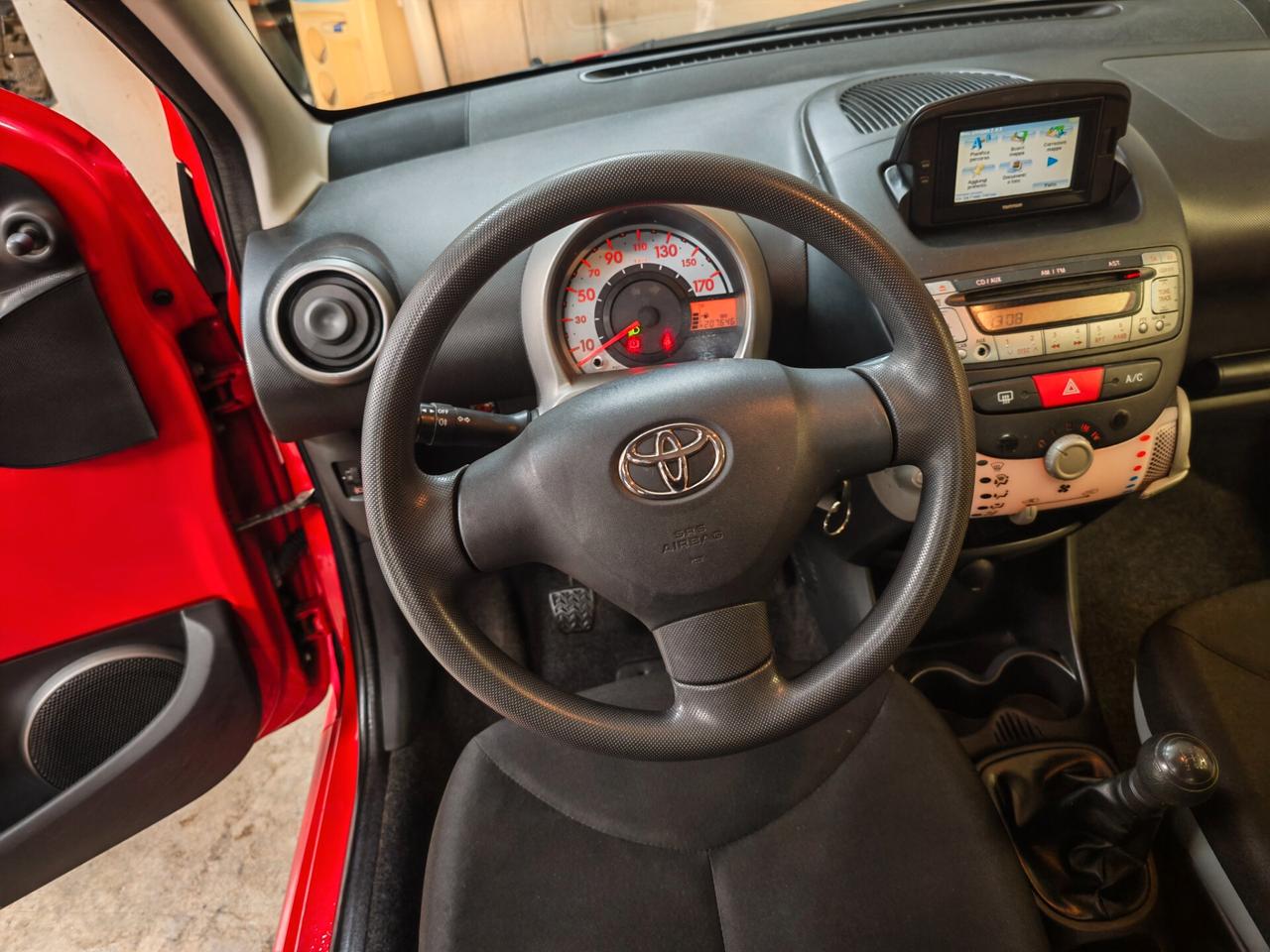 Toyota Aygo 1.0 12V VVT-i 5 porte Active Connect