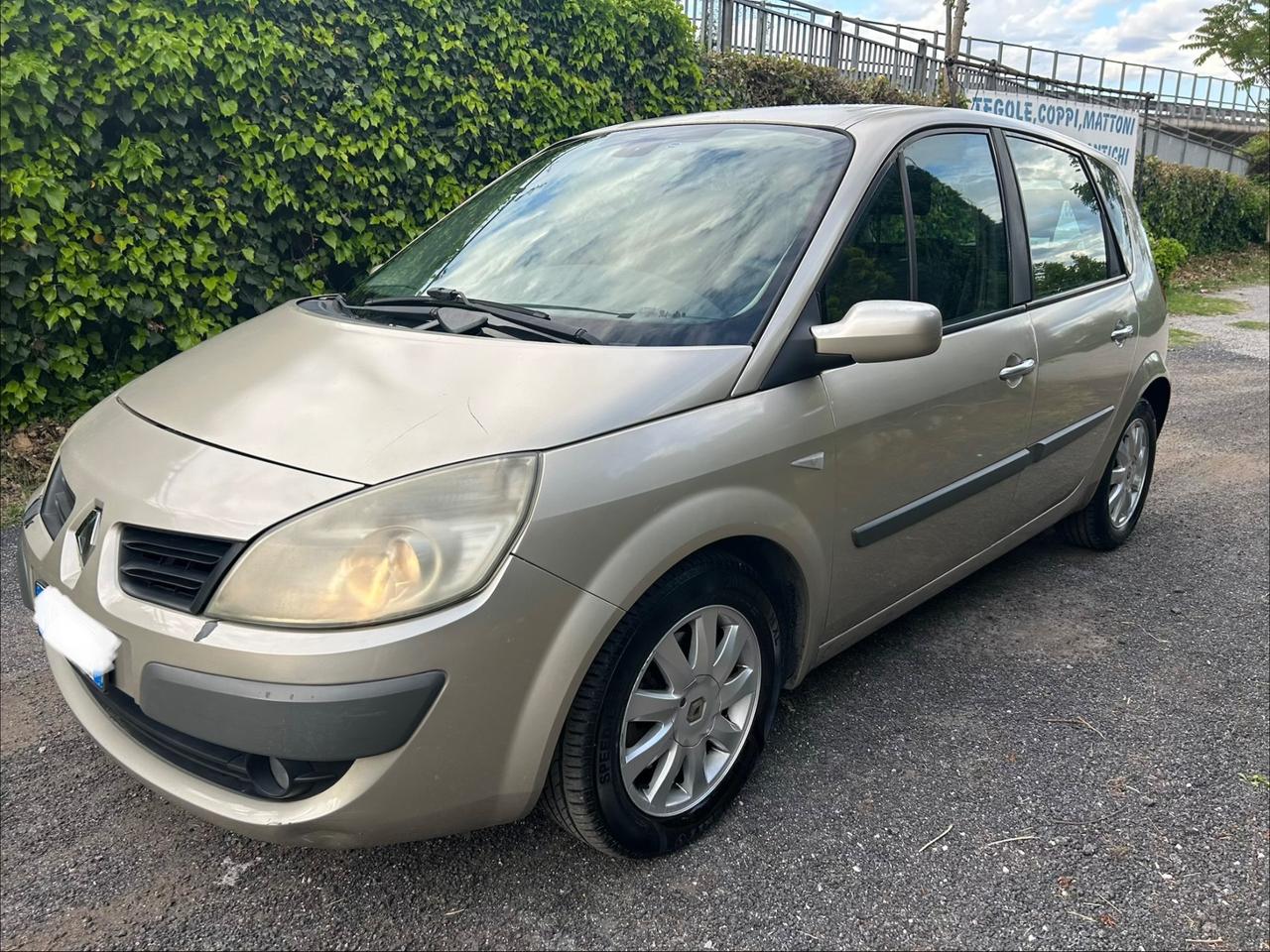 Renault Scenic 1.9 dCi Dynamique