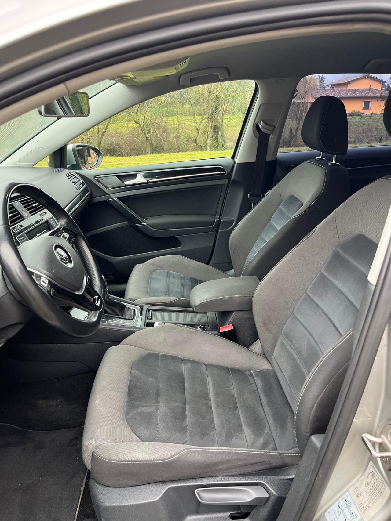 VOLKSWAGEN GOLF 1.4 TGI 110cv DSG FINE 2016