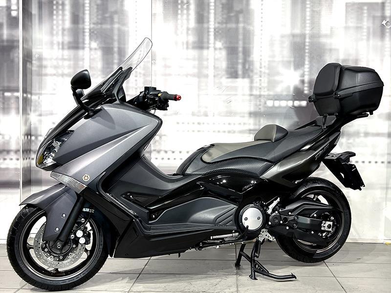 Yamaha TMax 530