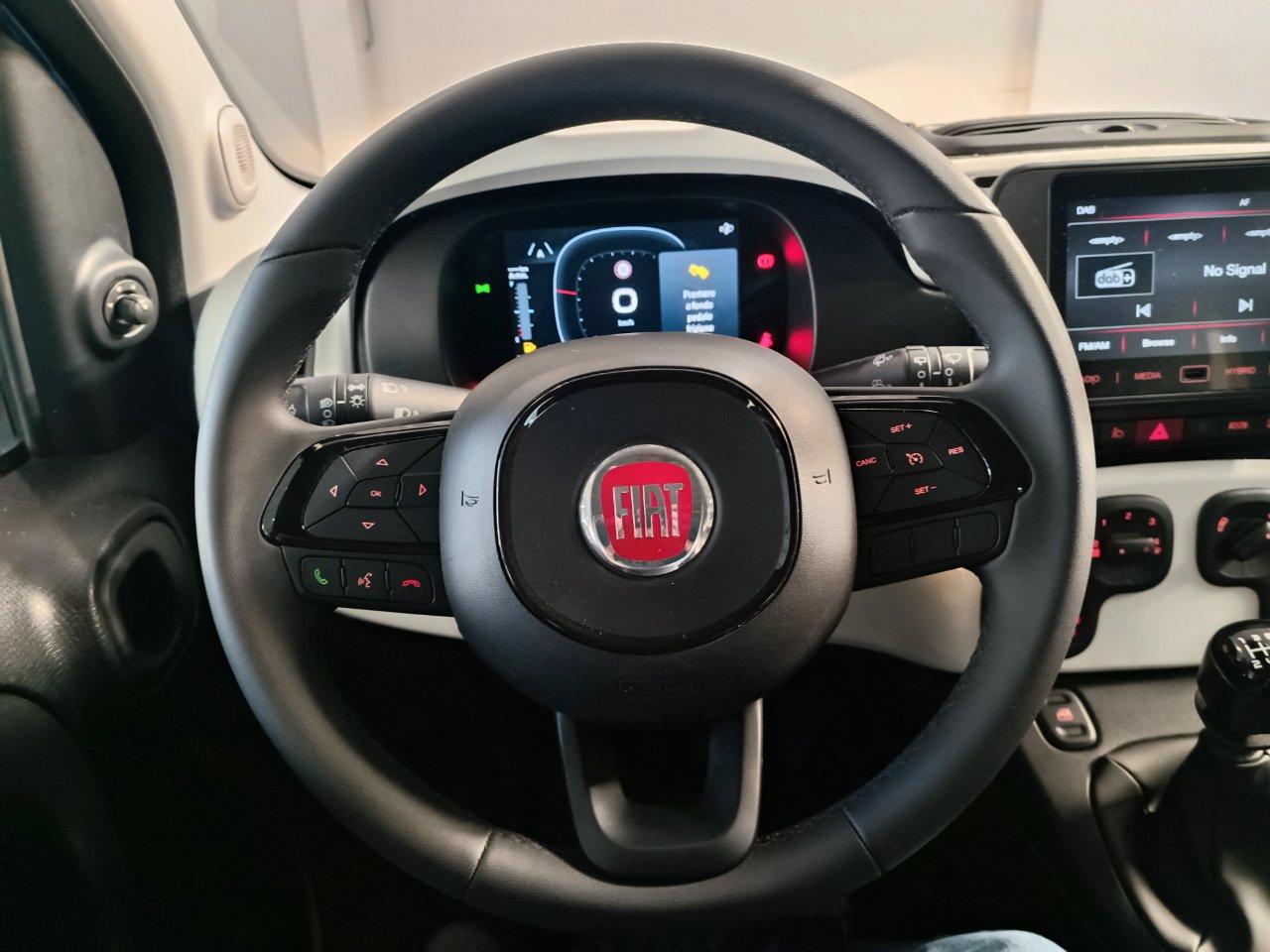Fiat Pandina Pandina III 2024 Cross 1.0 firefly hybrid s