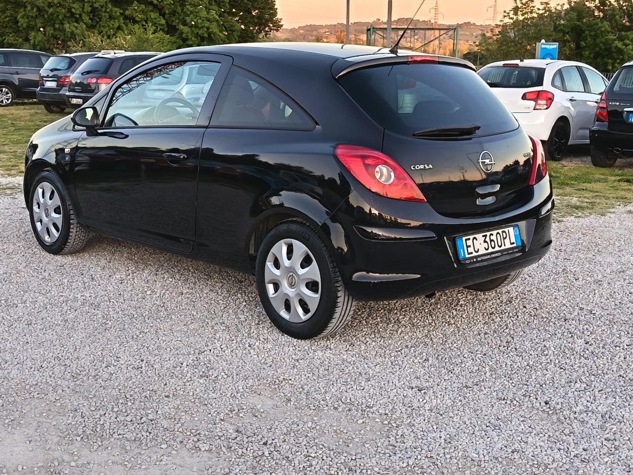 Opel Corsa 1.3 CDTI 95CV ecoFLEX 3 porte Edition km 168.000 CERTIFICATI NEOPATENTATI