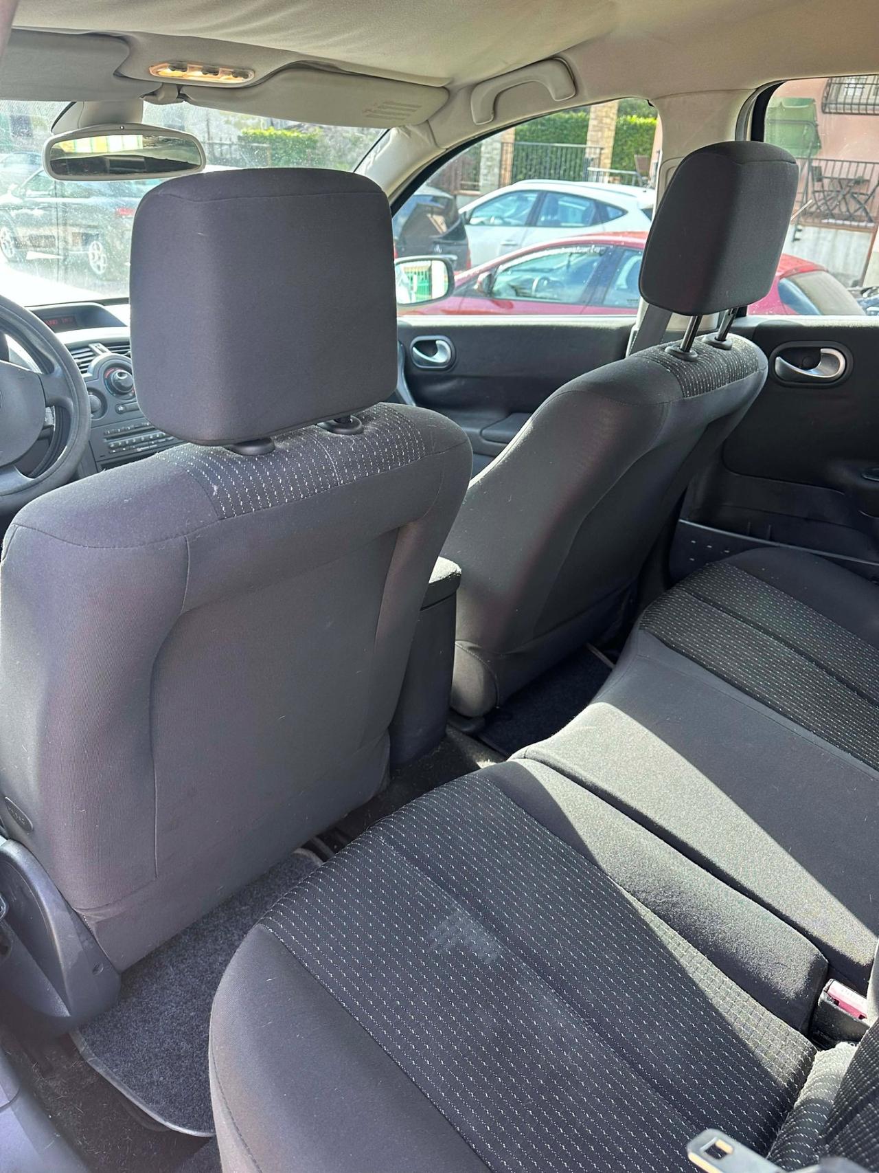 Renault MÈGANE DYNAMIQUE FULLOPT UNICOPROP