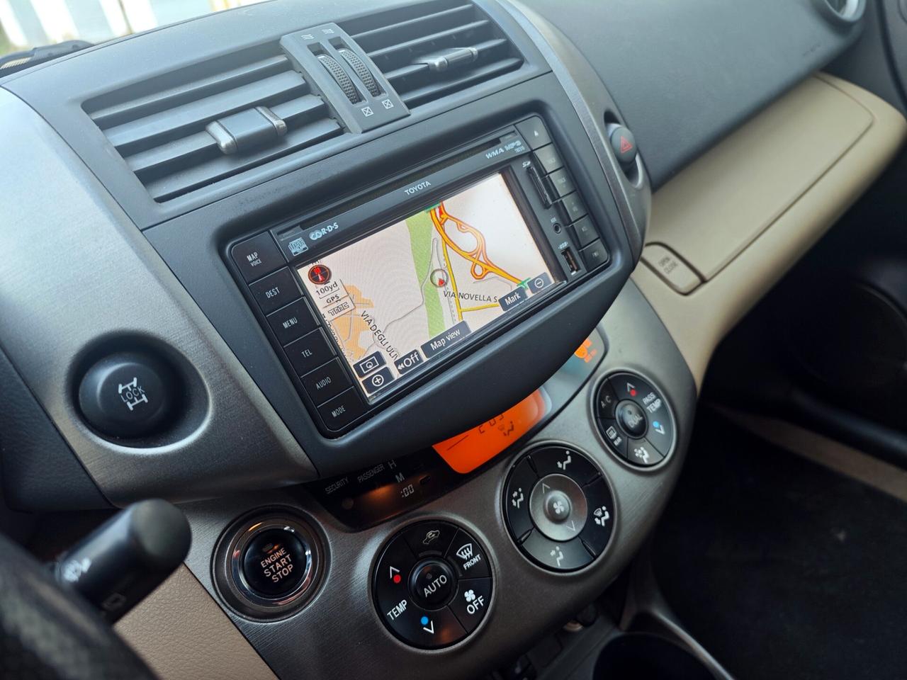 Toyota RAV 4 RAV4 2.2 D-4D 150 CV Luxury