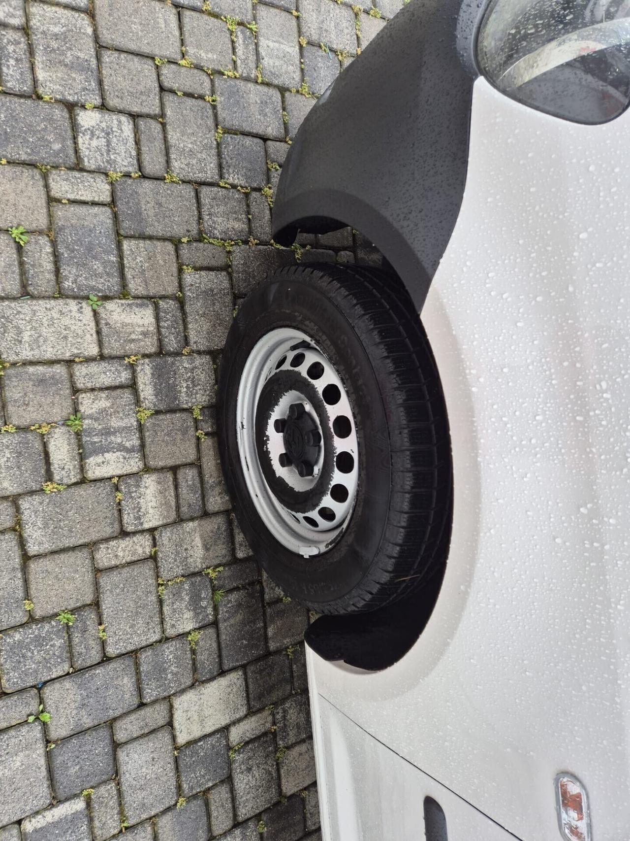 Volkswagen Caddy 1.6 TDI 102 CV CAMBIO AUTOMATICO