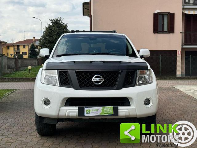 NISSAN Pathfinder 2.5 190 CV dCi LE 7 posti Gancio Traino