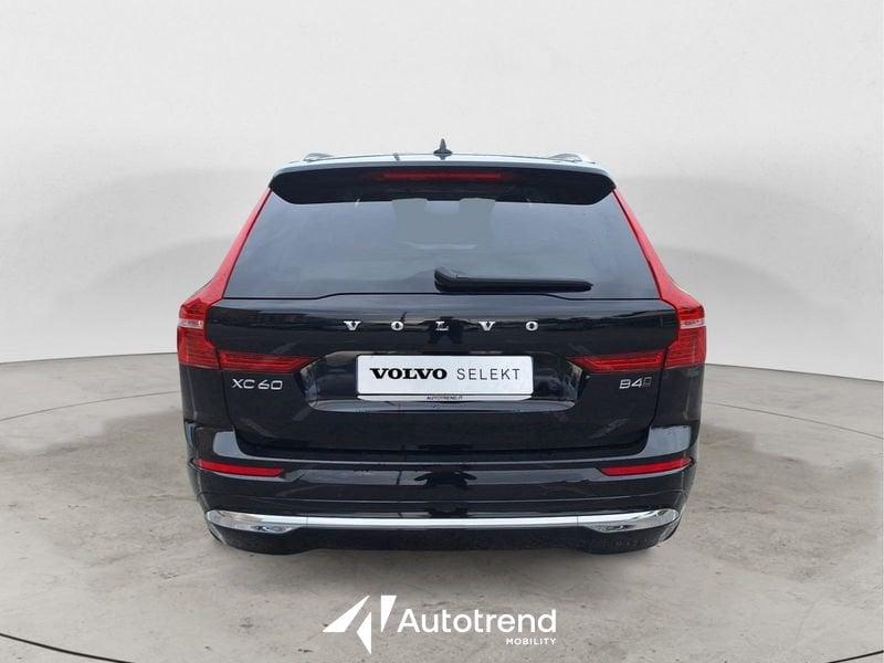 Volvo XC60 B4 197+14 CV AWD Mild Hybrid Diesel Automatico Ultimate Bright