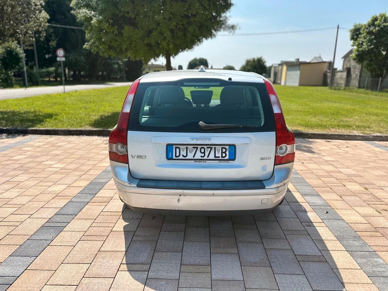 Volvo V50 2.0 D cat Summum 136cv