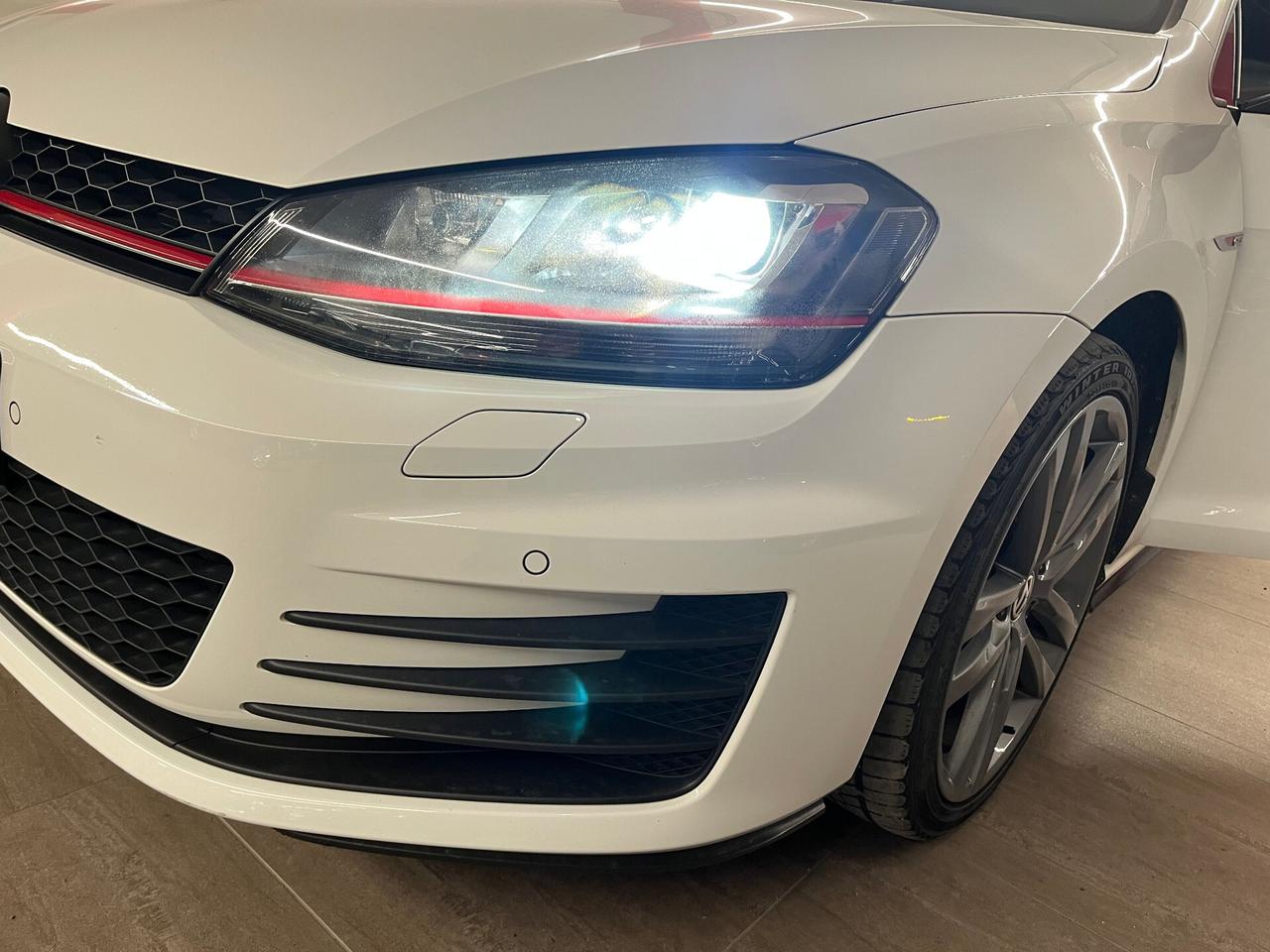 VW Golf VII GTI 2.0 TSI Performance 230 CV Euro 6