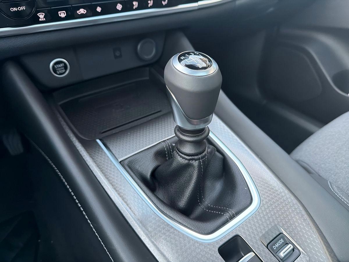 NISSAN QASHQAI N-CONNECTA MHYB 140CV MT 2W