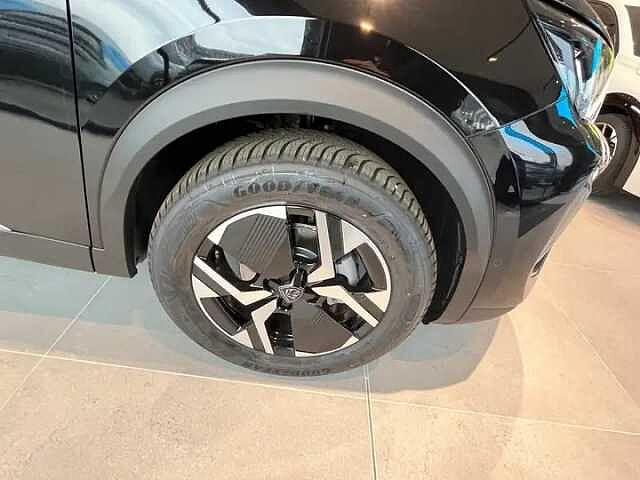 Peugeot 2008 1.2 PureTech 130cv EAT8 ALLURE KM ZERO