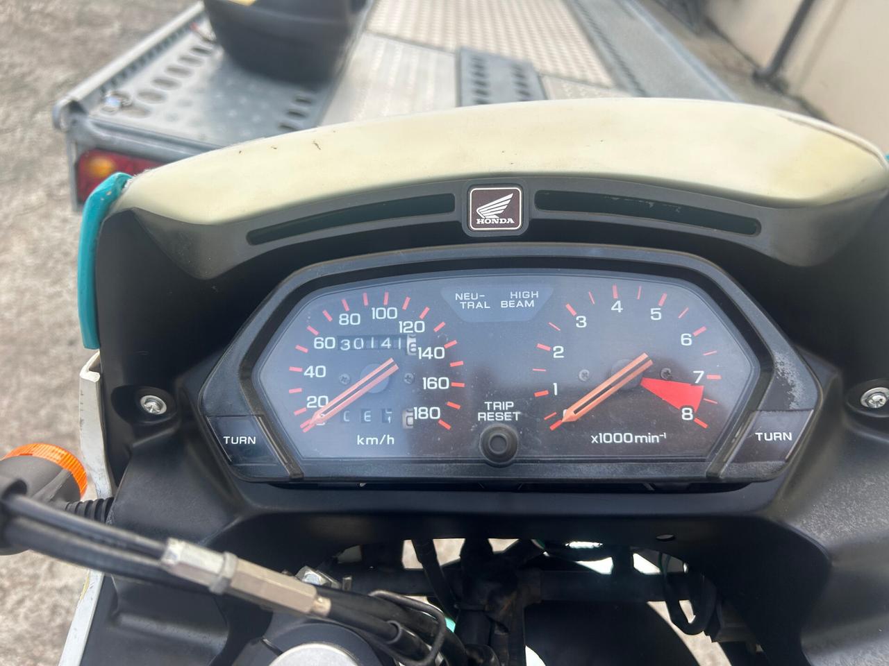 Honda NX 650 Dominator