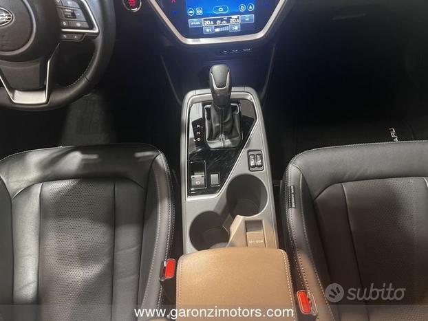 Subaru Crosstrek 2.0i e-Boxer MHEV CVT Linear...