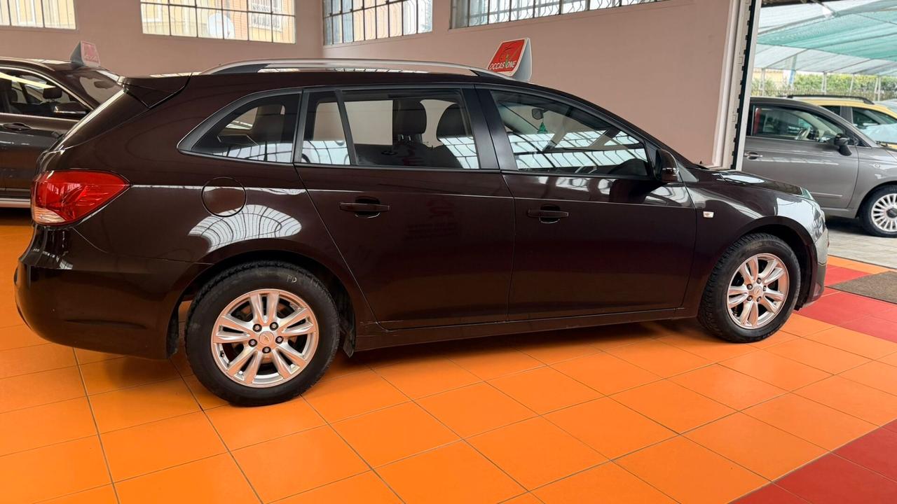 Chevrolet Cruze 1.7 Diesel Station Wagon LT