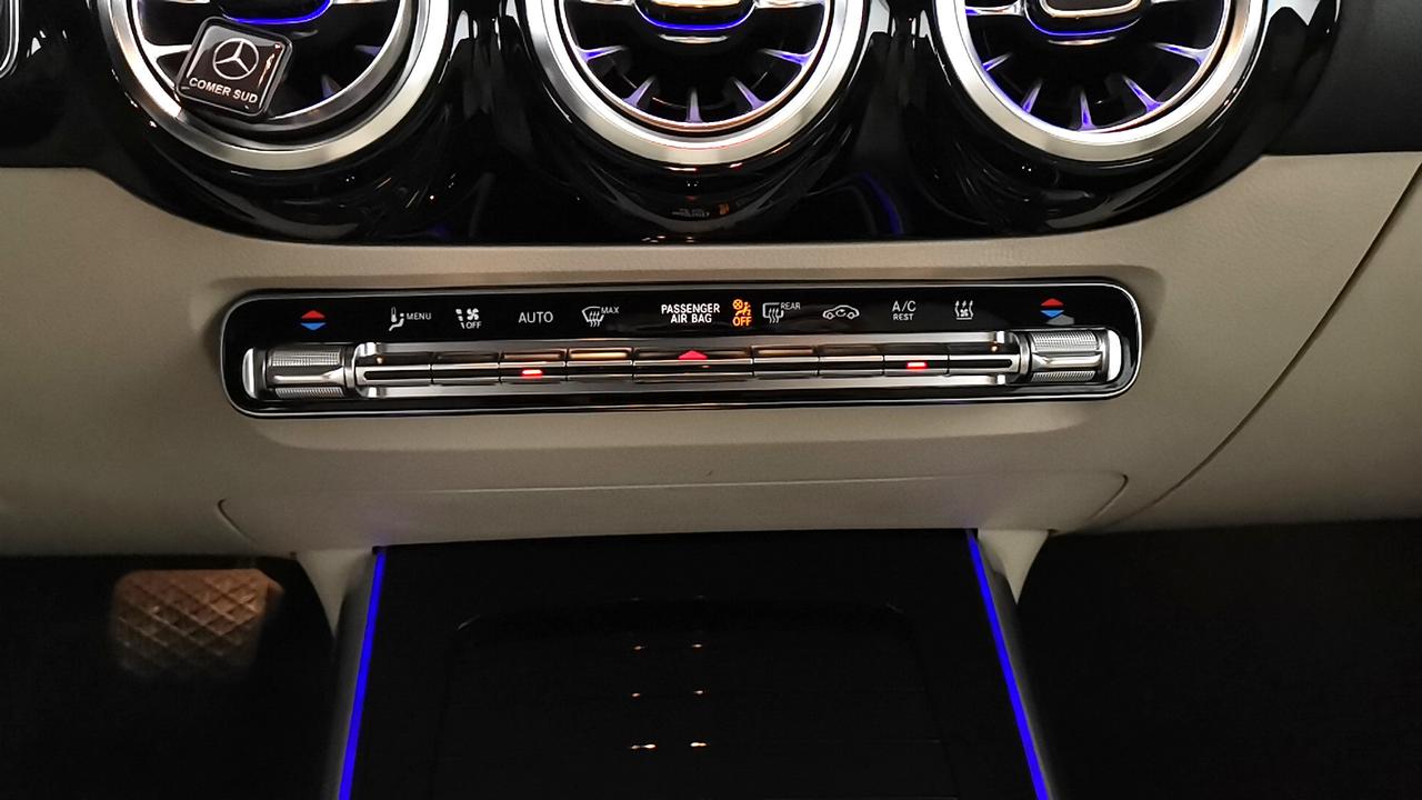 Mercedes-Benz GLA-H247 2020 - GLA 250 e phev (eq-power) Sport Plus auto