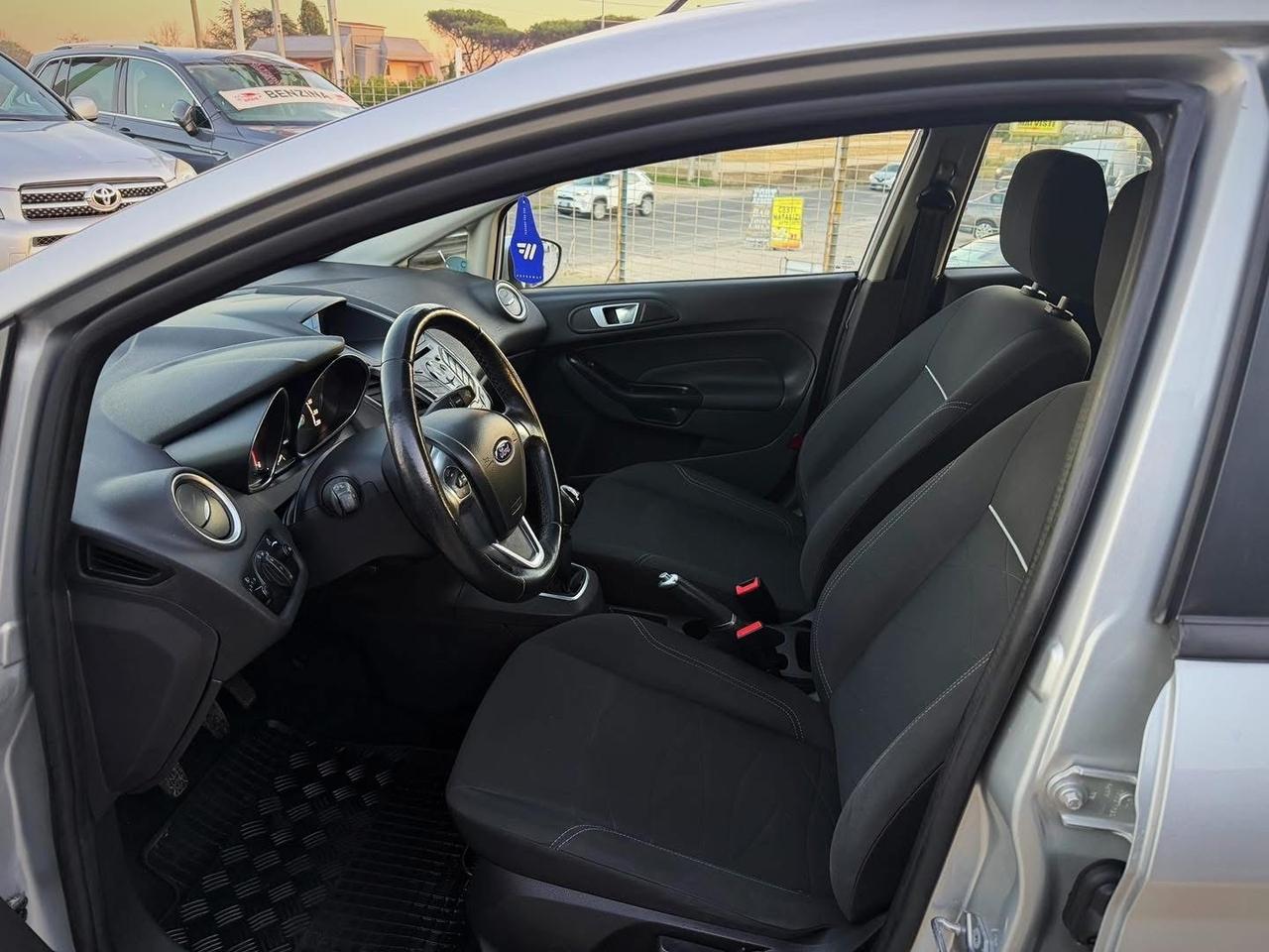 Ford Fiesta 1.5 TDCi 95CV 5 porte Black& White Edition