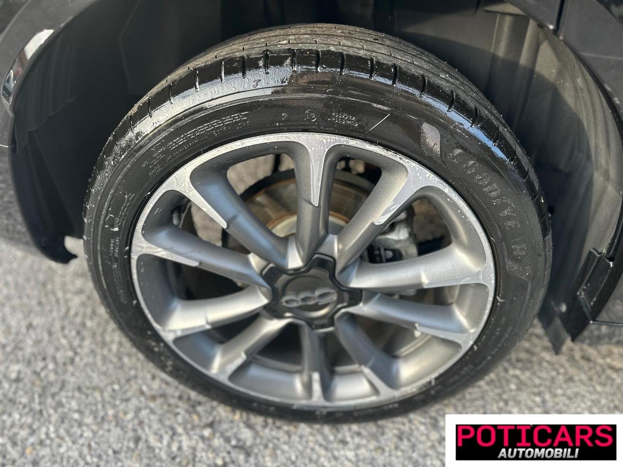 FIAT 500 X MJET SPORT