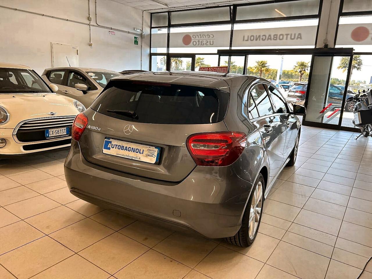 Mercedes-benz A 180 d SPORT Automatic