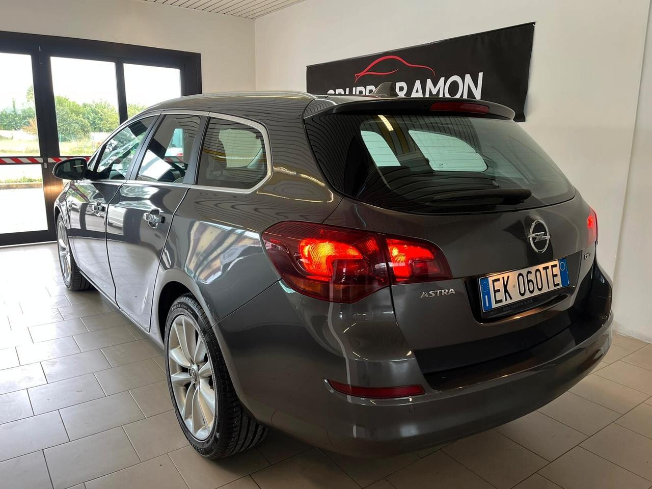 Opel Astra 1.7 CDTI 125CV Sports Tourer Cosmo