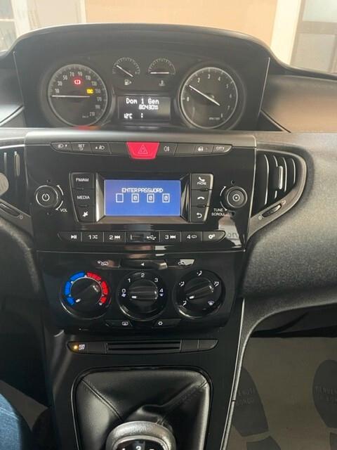 LANCIA YPSILON 1.2 ELEFANTINO BLU