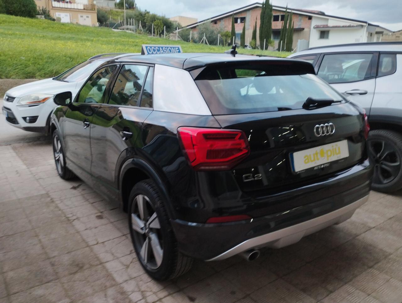 Audi Q2 30 TDI S tronic Identity Black