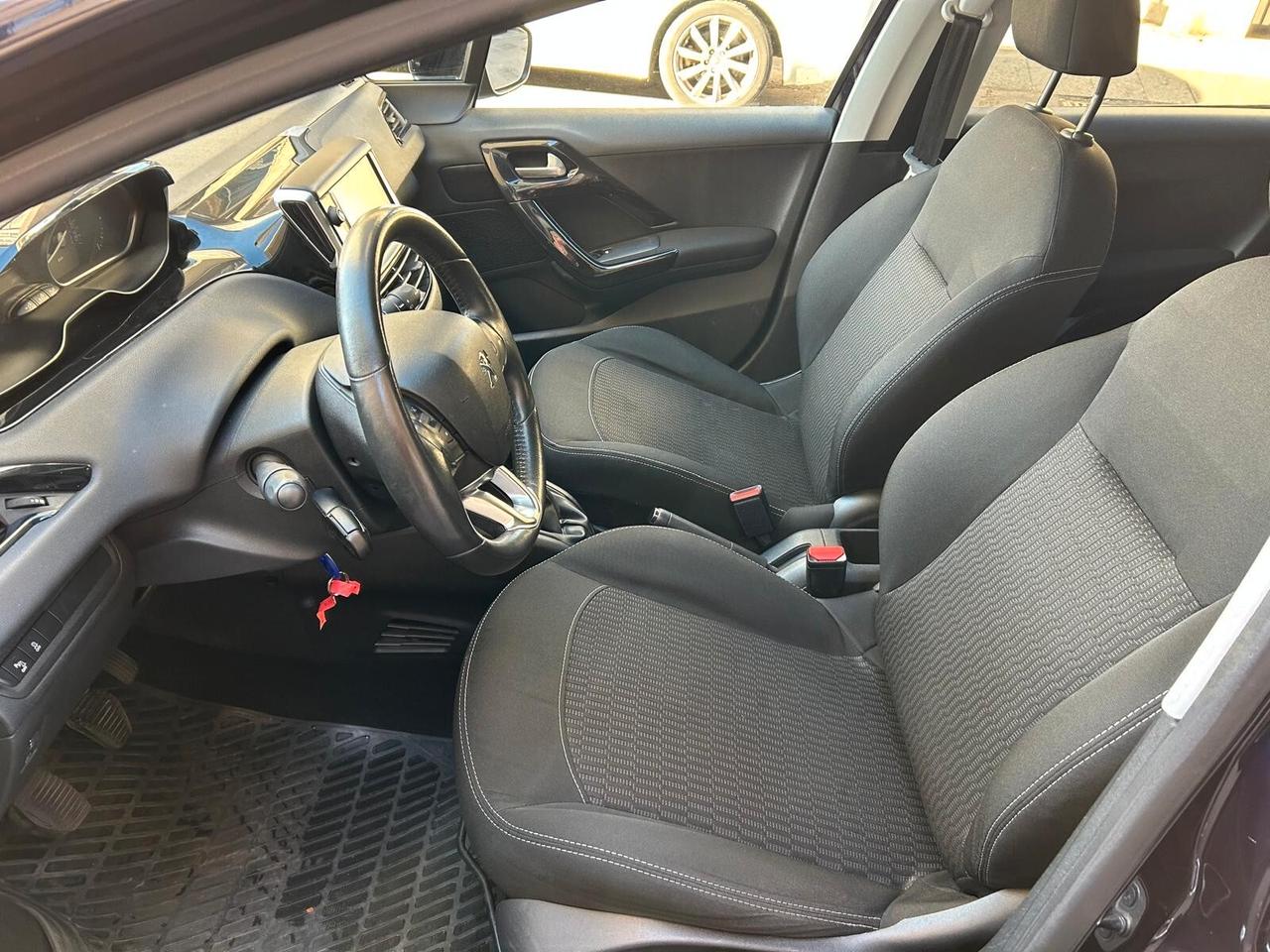 Peugeot 208 BlueHDi 75 Allure