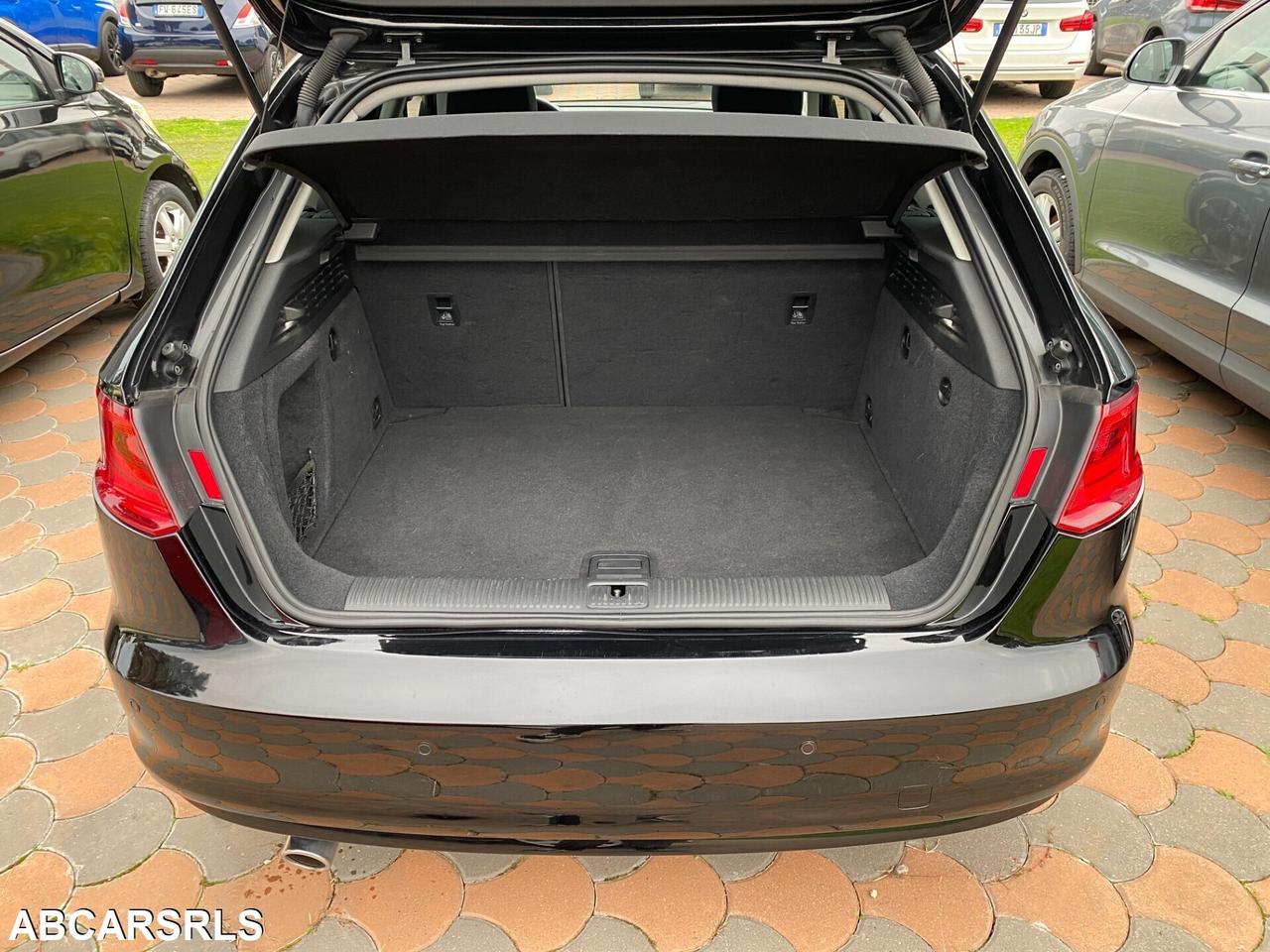 AUDI - A3 Sportback - 1.6 TDI clean diesel S troni