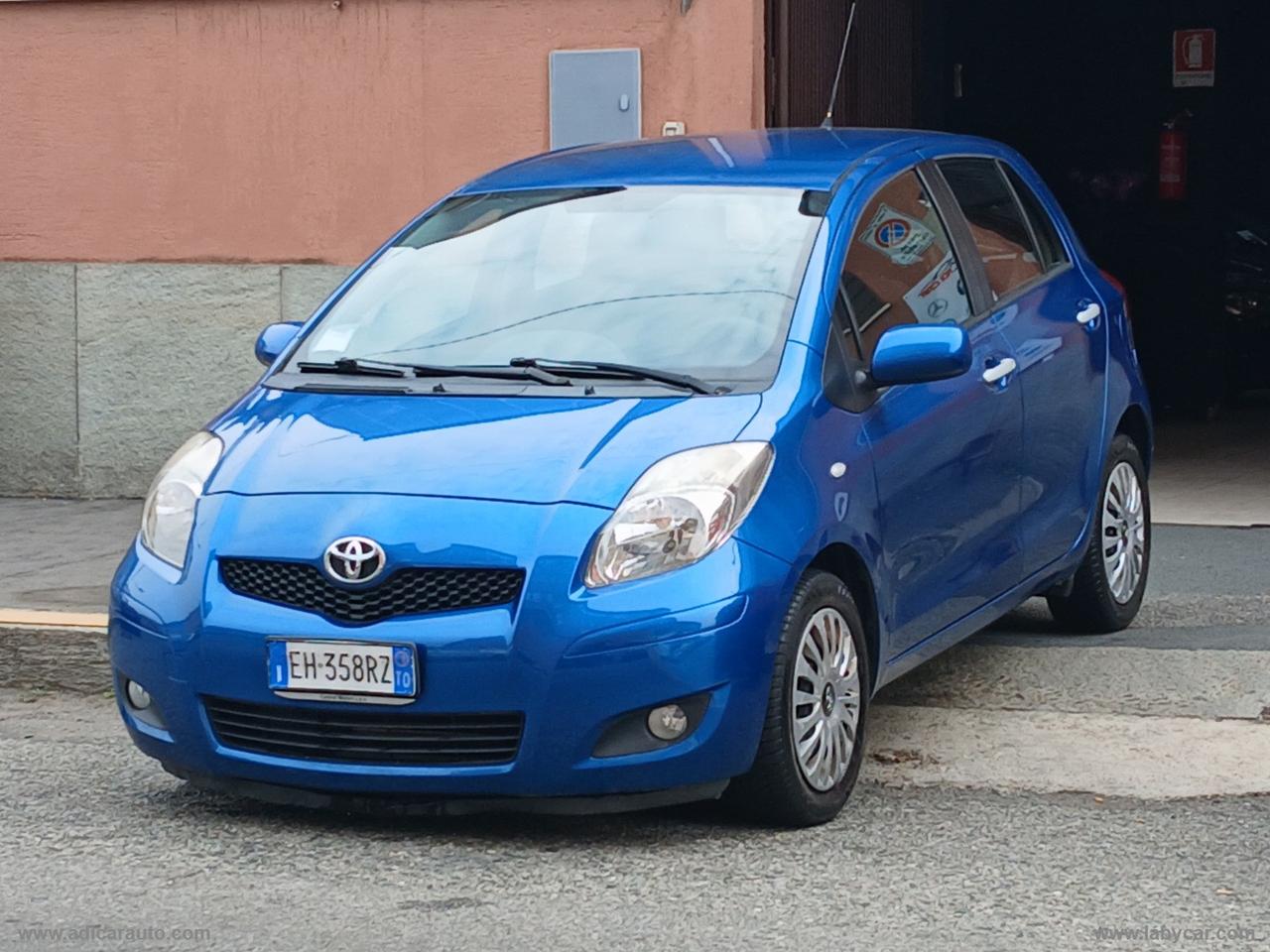 TOYOTA Yaris 1.3 5p. Sol