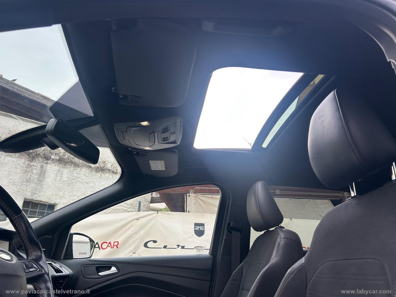 FORD Kuga 2.0 TDCI 150CV S&S 2WD ST-Line Bus.
