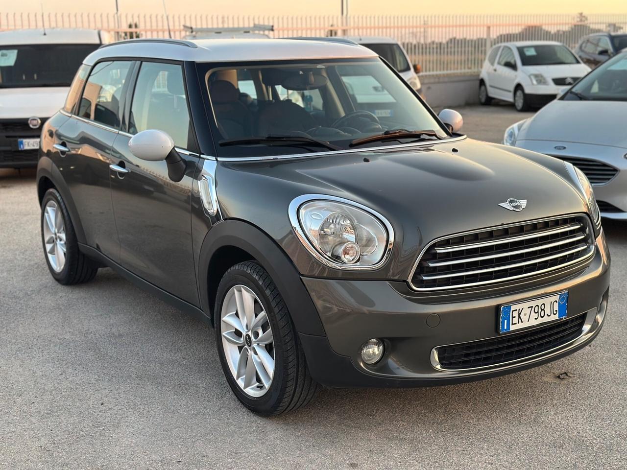 Mini Countryman 2011 1.6 122CV Cooper Benzina DA V
