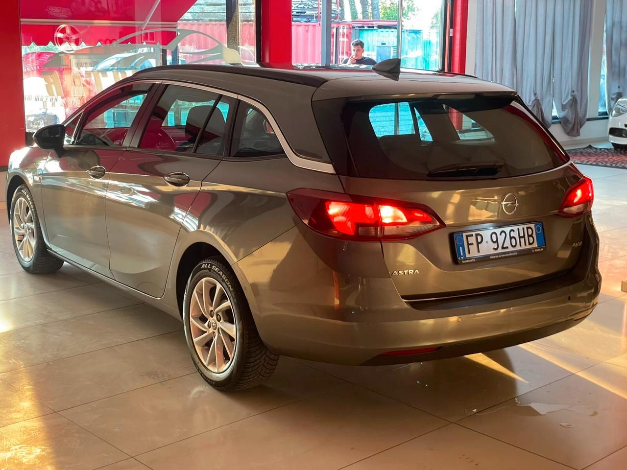 Opel Astra 1.6 CDTi 110CV Start&Stop Sports Tourer Innovation